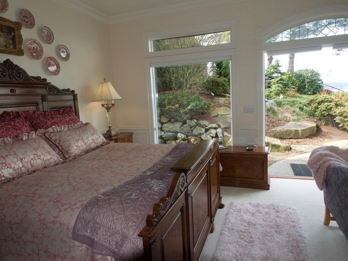 Sea Mist Waterfront B&B Camano 외부 사진