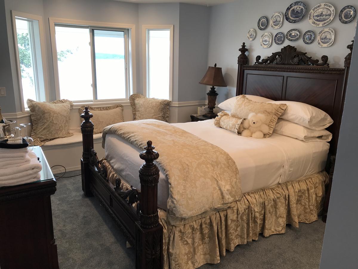 Sea Mist Waterfront B&B Camano 외부 사진
